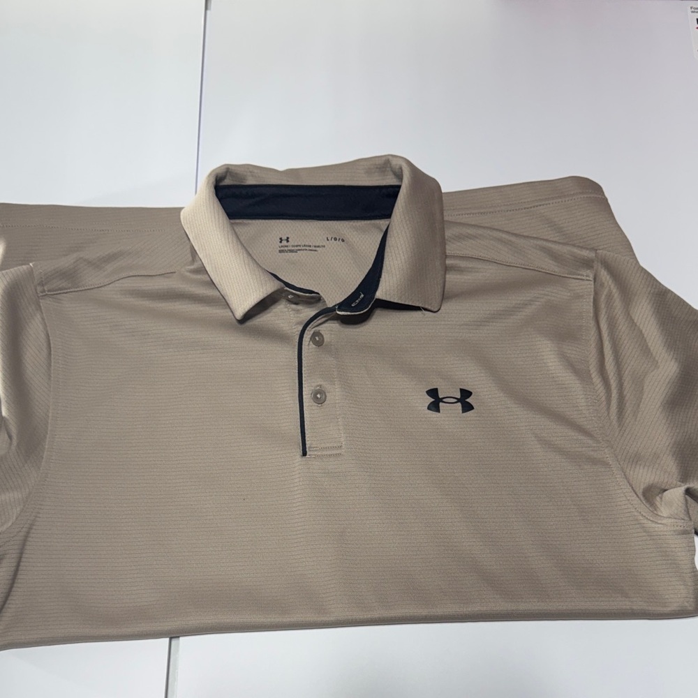 Under Armour Men's Beige Polo Shirt - Picture 5 of 5